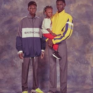 Meet your Posher, Posi